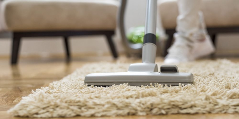 How to Efficiently Clean House Carpets